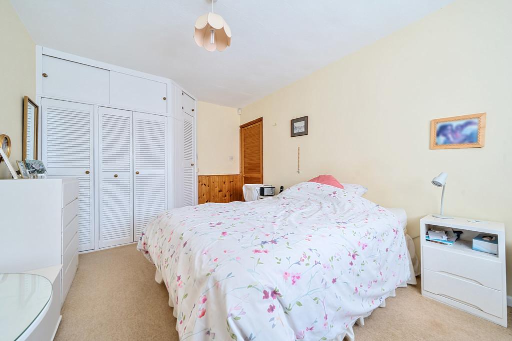 Bedroom 1 - Angle 2