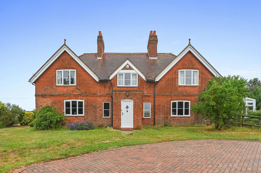 PT-FC(COL)-Dale Hill Cottage-36