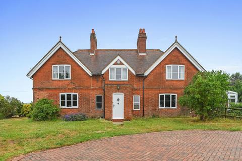 6 bedroom detached house for sale, Dale Hill, Kirby-le-soken