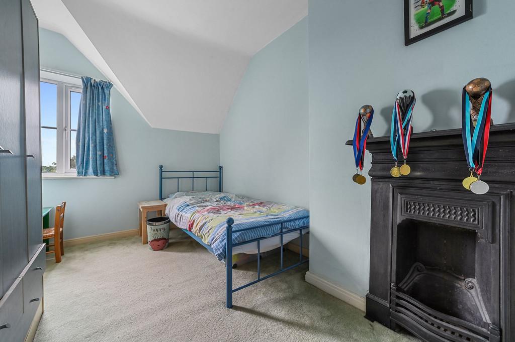 PT-FC(COL)-Dale Hill Cottage-13