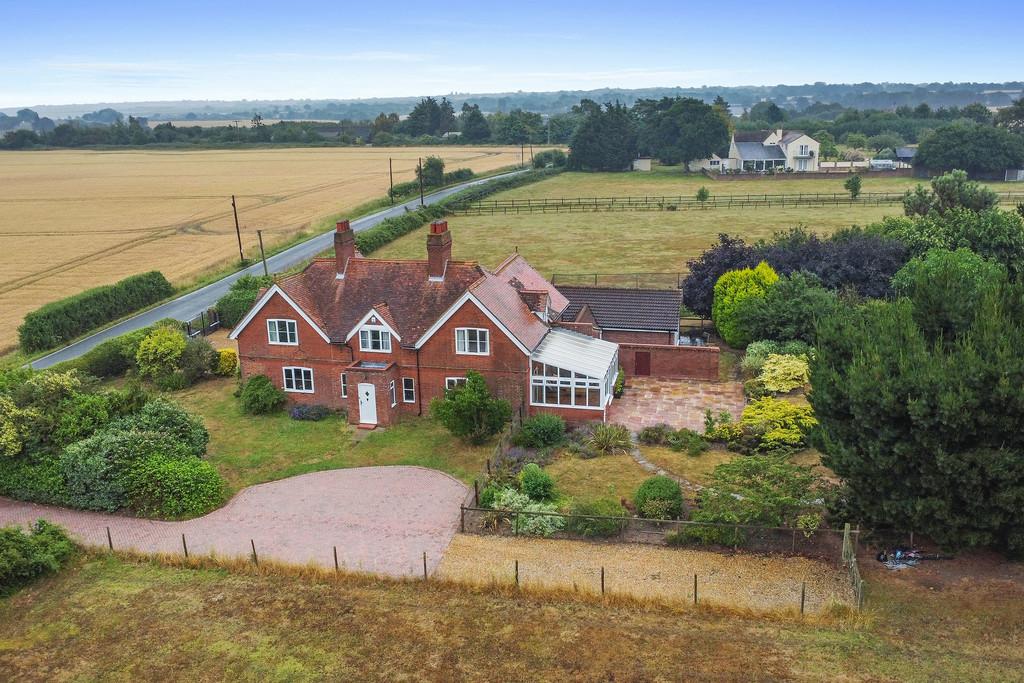 PT-FC(COL)-Dale Hill Cottage-3