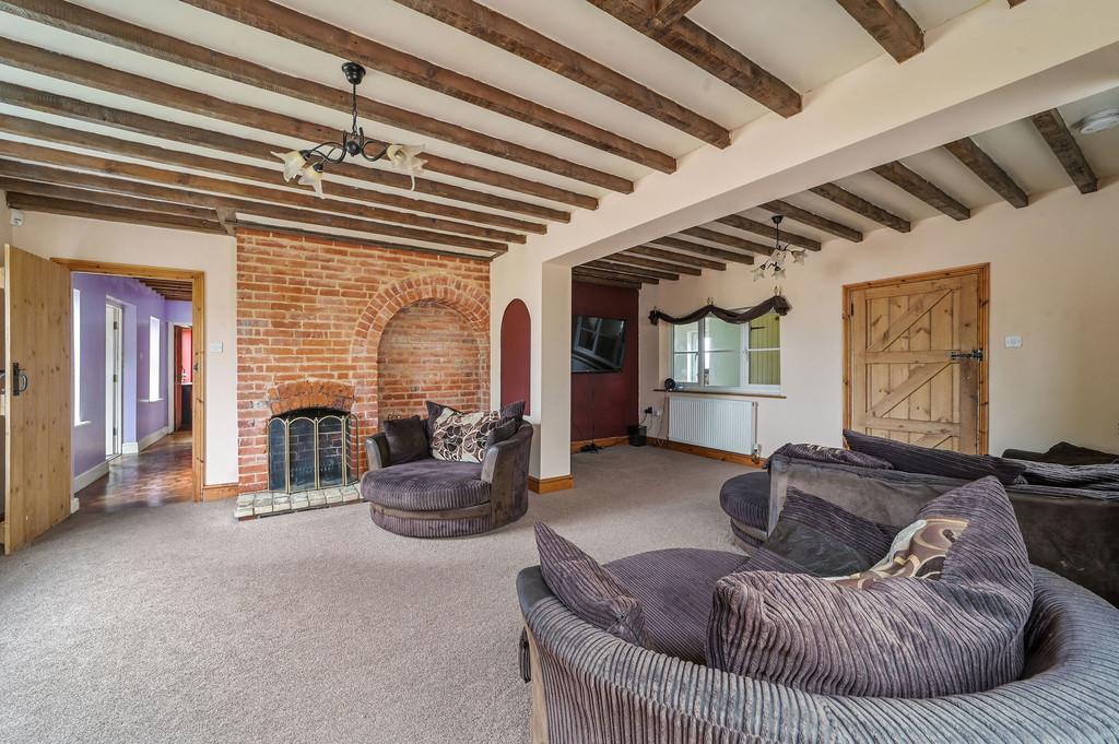 PT-FC(COL)-Dale Hill Cottage-22