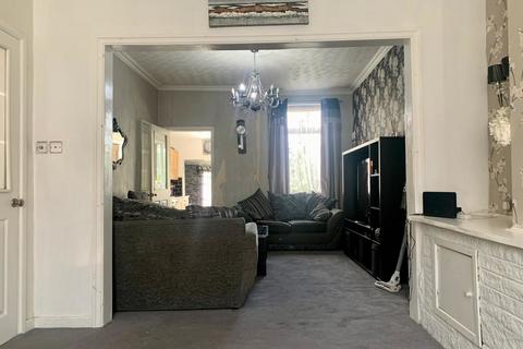 11 Birch Road, Manchester, M8 5RT