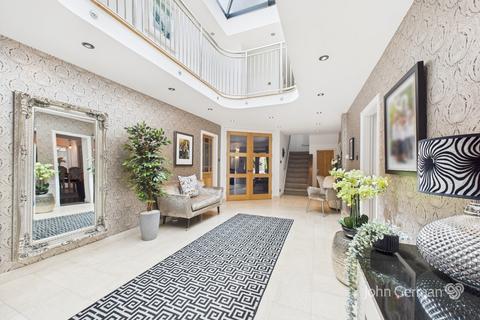 5 bedroom detached house for sale, Knowle Road, Stafford