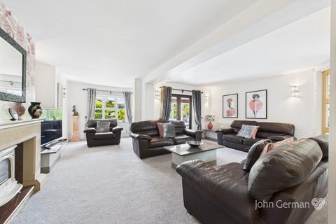 5 bedroom detached house for sale, Knowle Road, Stafford