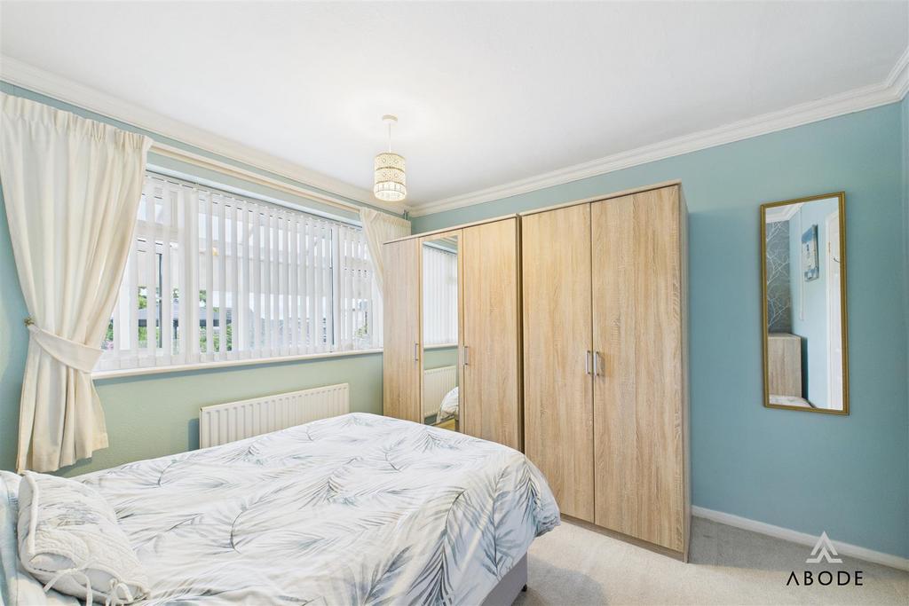 CAM02696 G0-PR0653-STILL008.jpg