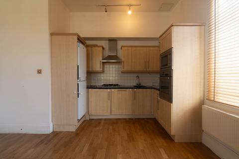 1 bedroom apartment to rent, Royal Drive, London N11