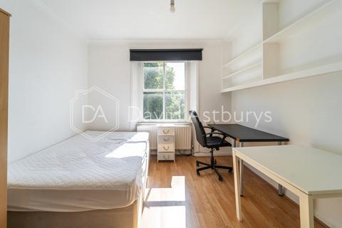 3 bedroom apartment to rent, Oakley Square, Camden Town, London