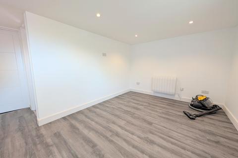 1 bedroom flat to rent, Exeter Road, Southgate N14