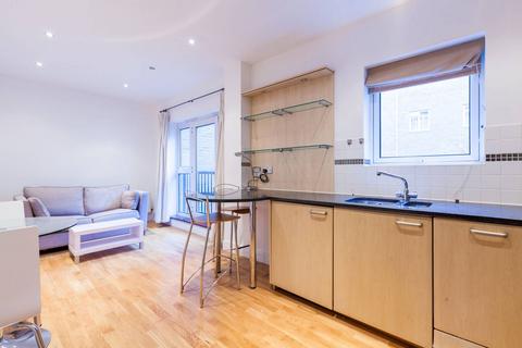 1 bedroom flat to rent, Goswell Road, Clerkenwell, London, EC1V