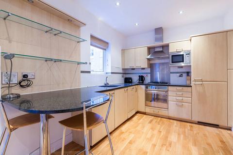 1 bedroom flat to rent, Goswell Road, Clerkenwell, London, EC1V