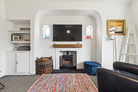 2 Braemar Crescent, Bearsden, Glasgow, G61 1BU
