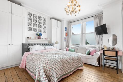 4 bedroom terraced house for sale, Munster Road, Fulham, London