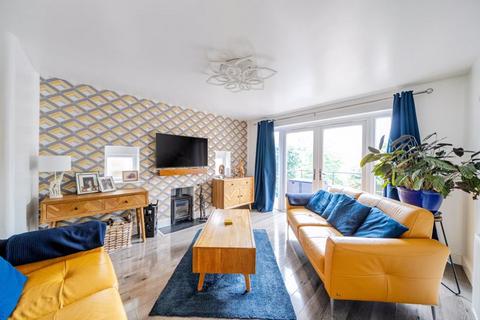undefined, Highland Road, Purley