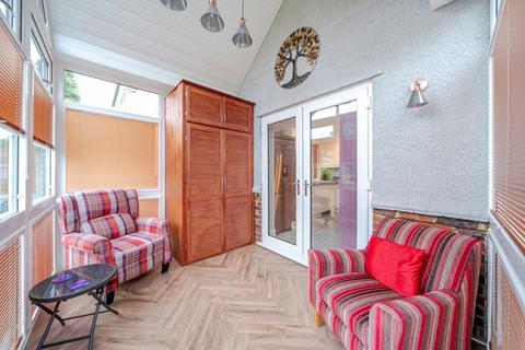 2 bedroom detached bungalow for sale, Highland Road, Purley