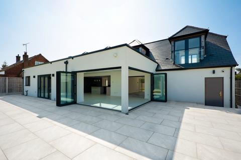 4 bedroom detached house for sale, Pean Court Road, Whitstable