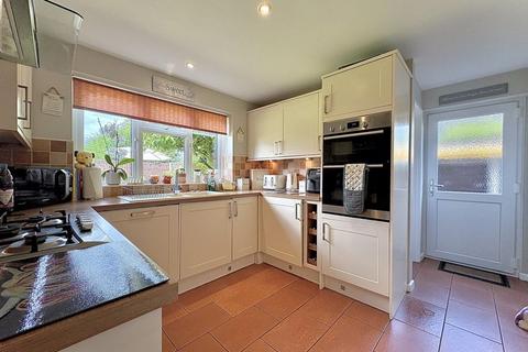2 Bermuda Close, Dudley, DY1 4LZ