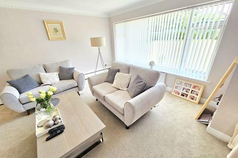 48 Dunchurch Crescent, Sutton Coldfield, B73 6QN