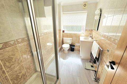 48 Dunchurch Crescent, Sutton Coldfield, B73 6QN
