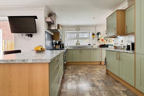 41 Bristol Way, Sleaford, NG34 7AE
