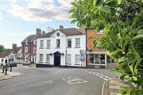 3 bedroom apartment for sale, Market Square, West Sussex GU28