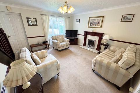 3 bedroom detached house for sale, Larkrise Close, Victoria Glade