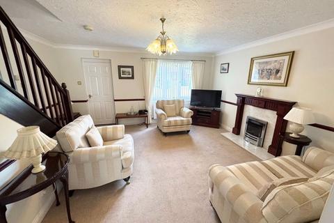 3 bedroom detached house for sale, Larkrise Close, Victoria Glade