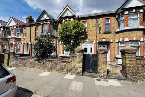 24 Leonard Road, Southall, UB2 5HZ