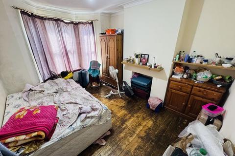 24 Leonard Road, Southall, UB2 5HZ