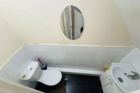 24 Leonard Road, Southall, UB2 5HZ