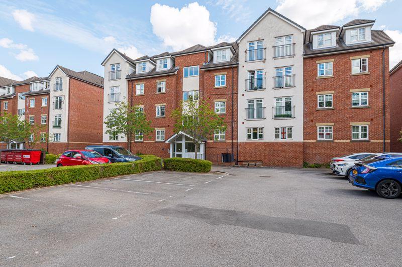 Egremont Court