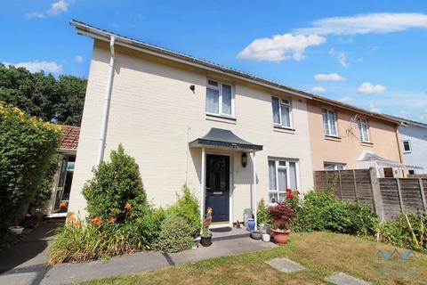 3 bedroom semi-detached house for sale, Chilworth Close, Southampton
