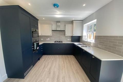 undefined, Worsley Road, Gurnard