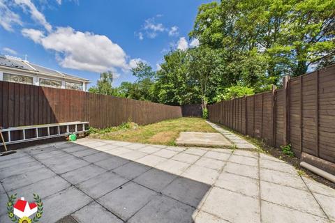 3 bedroom semi-detached house for sale, Kingsley Road, Gloucester, GL4 6RS