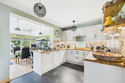 3 bedroom end of terrace house for sale, Tudor Road, Bewdley, DY12 2BW