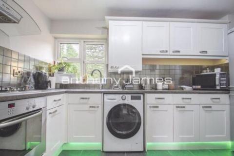 2 bedroom flat for sale, Eynsford DA4