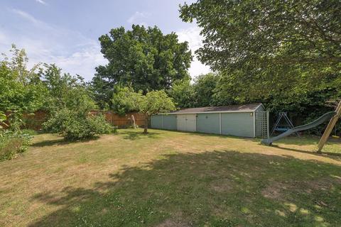 The Laurel, 4 Beechwood Close, East Peckham, Tonbridge, TN12 5BF