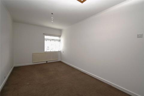 77 Novello Close, Basingstoke, RG22 4LE