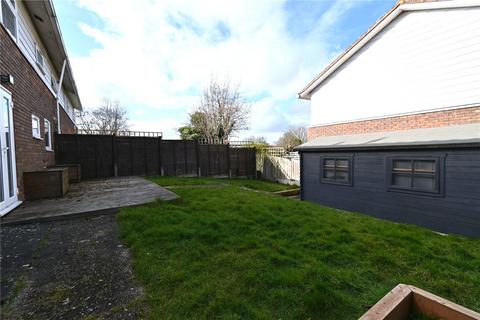 77 Novello Close, Basingstoke, RG22 4LE