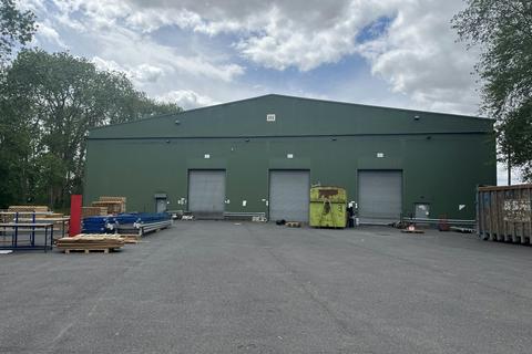 Warehouse to rent, Ashendon Rd Westcott HP18 0XB
