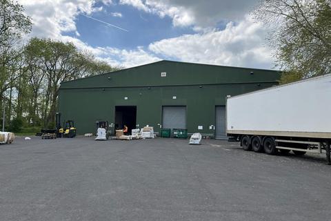 Warehouse to rent, Ashendon Rd Westcott HP18 0XB