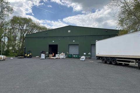 Warehouse to rent, Ashendon Rd Westcott HP18 0XB