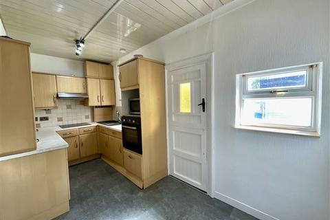 65 Lound Road, Sheffield, S9 4BH