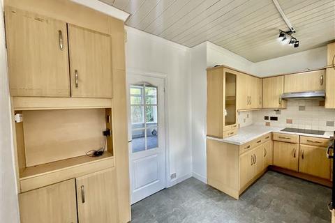 65 Lound Road, Sheffield, S9 4BH