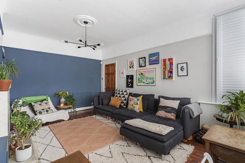 54 Bishops Park Road, London, SW16 5TS