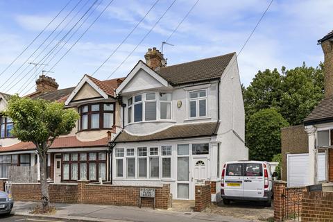 undefined, Bishops Park Road, London, SW16