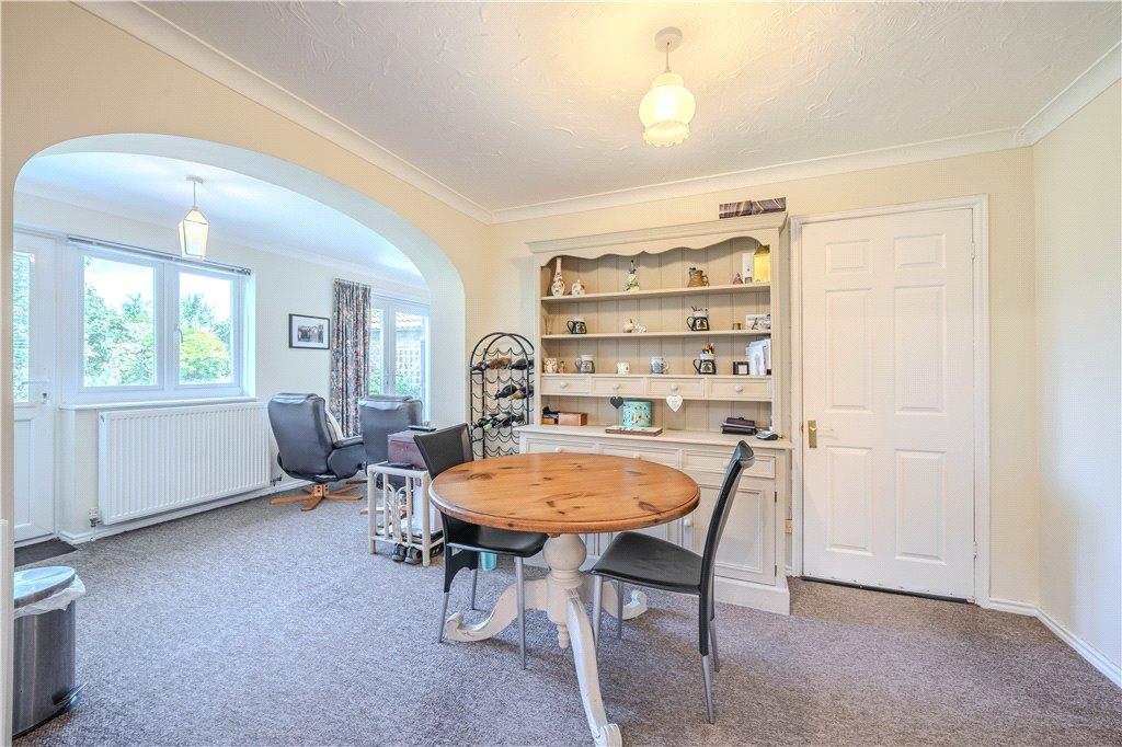 Breakfast Room