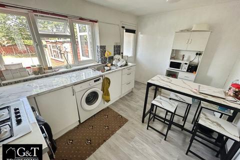 9 Barn Green, Bradmore, Wolverhampton, WV3 7AY