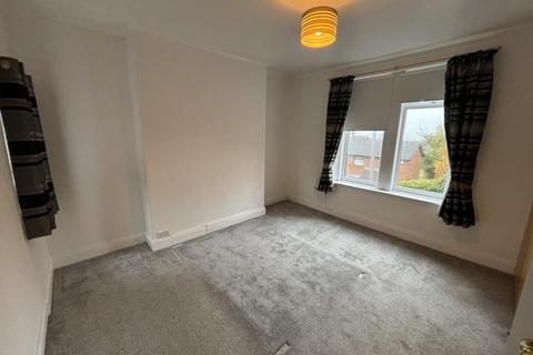 2 bedroom house to rent, Holyoake Gardens, Gateshead NE9