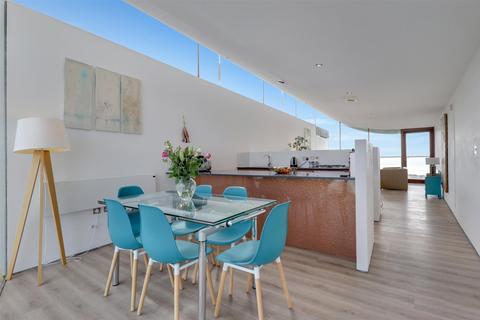 2 bedroom apartment for sale, Golf Links Road, Westward Ho, Bideford, Devon, EX39